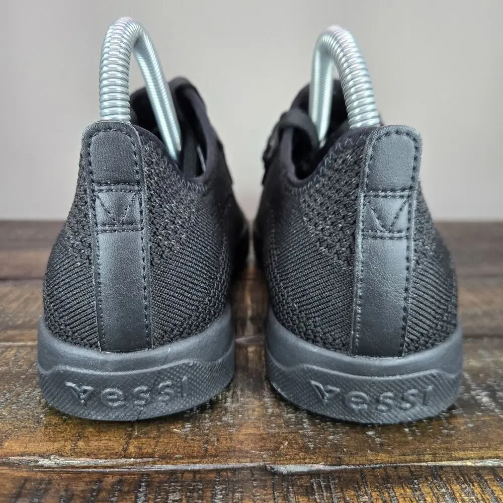 Vessi Weekend 1.5 Sneaker Womens Size 7 Waterproof Shoes Asphalt Black Black